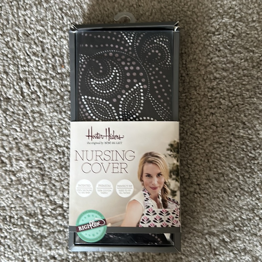 Hooter Hiders Nursing Cover